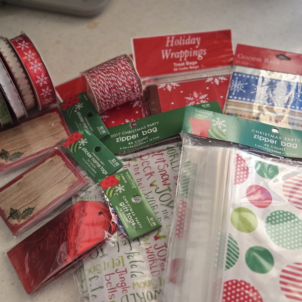 *NIB* Festive Holiday Wrapping Lot - Christmas Holiday Theme. Brand New - Sealed